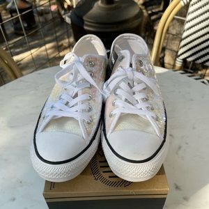 Converse Womens Chuck Taylor All Star White Sequin Sneakers Size 8 NWT